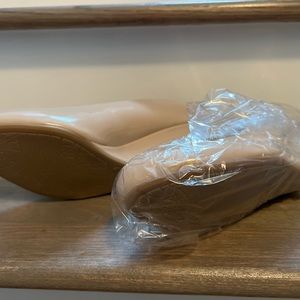 Forever Link Women's Patent Round Toe Wedge Pumps